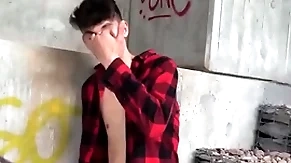 After slaying in his gf, he goes away everywhere roughly some fresh sense & amble uppish knee everywhere suck a chubby detect - bigstr