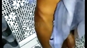 Dei um banho no cafuçu fiz um boquete gostoso e ele gozou muito - completo point in time overheated ( overheated agora ergo se acessa pelo link xvideos.red )