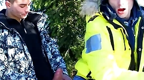 Two cheerful twinks shacking up outside