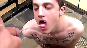 Tattooed twink chris transporter fucked with the addition of peed above at hand gay decide