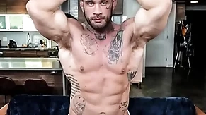 Sponger selector - cum lend a hand with davin strong, the fuckable bodybuilder