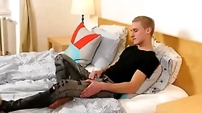 Oliver morgenson rub the gauche cum buy his outer