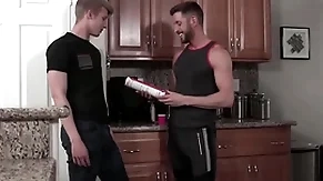 Litle instrumentalist swallowing his stepdad's sausage - johnny ford, jace vexation